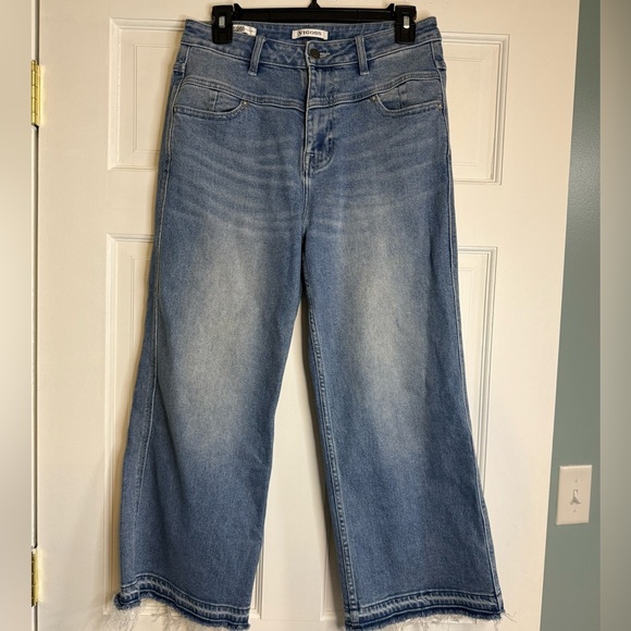Vigoss Denim - Vigoss Dylan Wide Leg Crop Jean